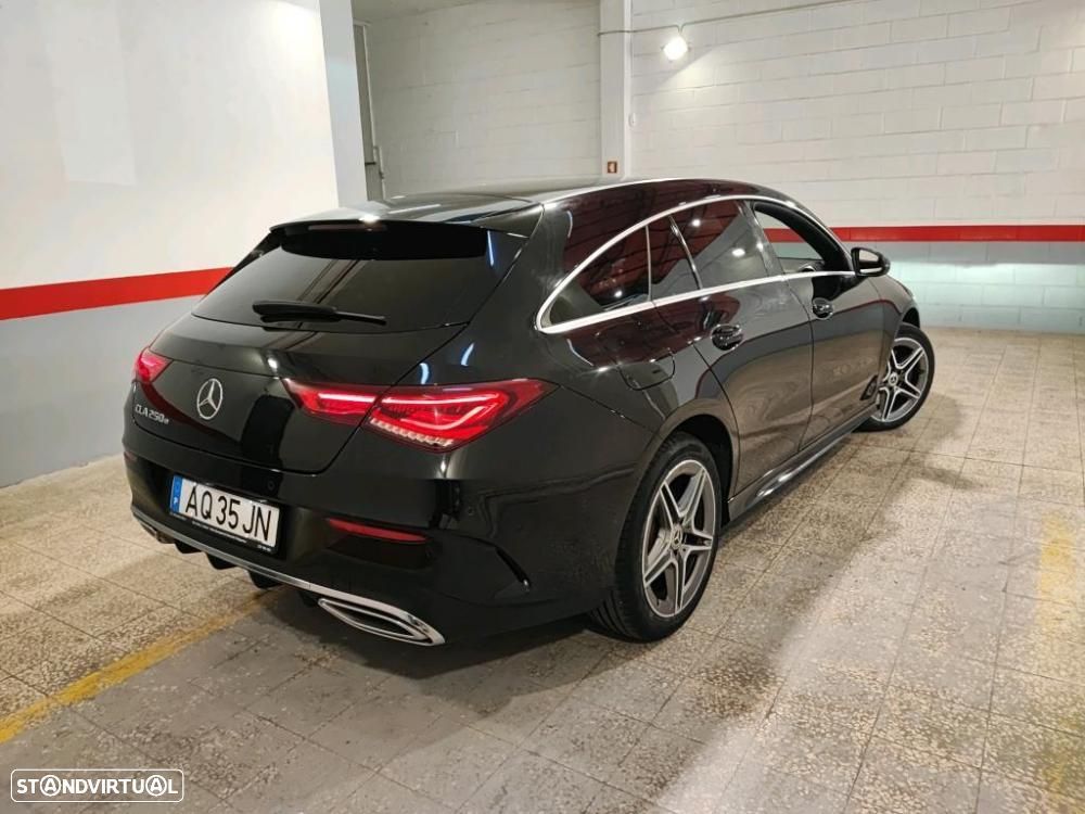 Mercedes-Benz CLA 250 e Shooting Brake AMG Line - 3