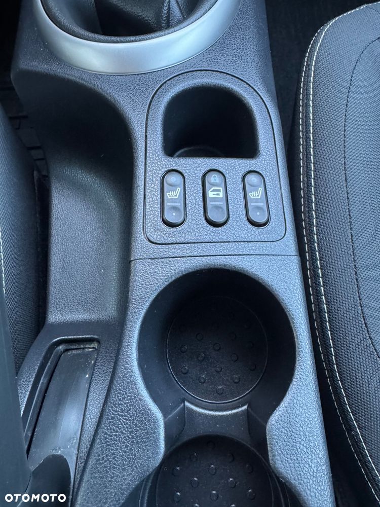 Nissan Qashqai 2.0 visia - 20