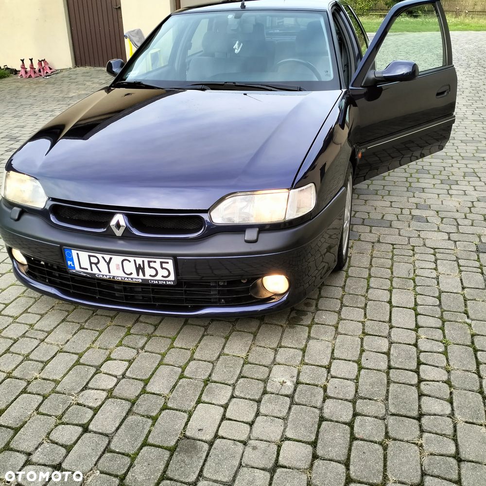 Renault Safrane - 14