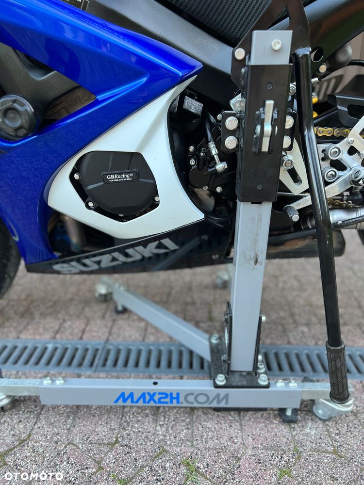 Suzuki GSX-R - 21