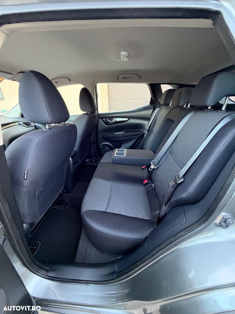 Nissan Qashqai - 10