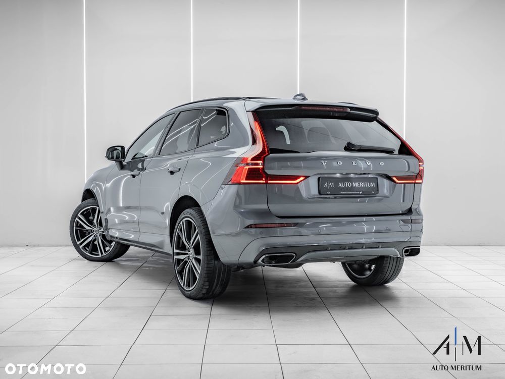 Volvo XC 60 B4 D AWD Ultimate Dark - 3