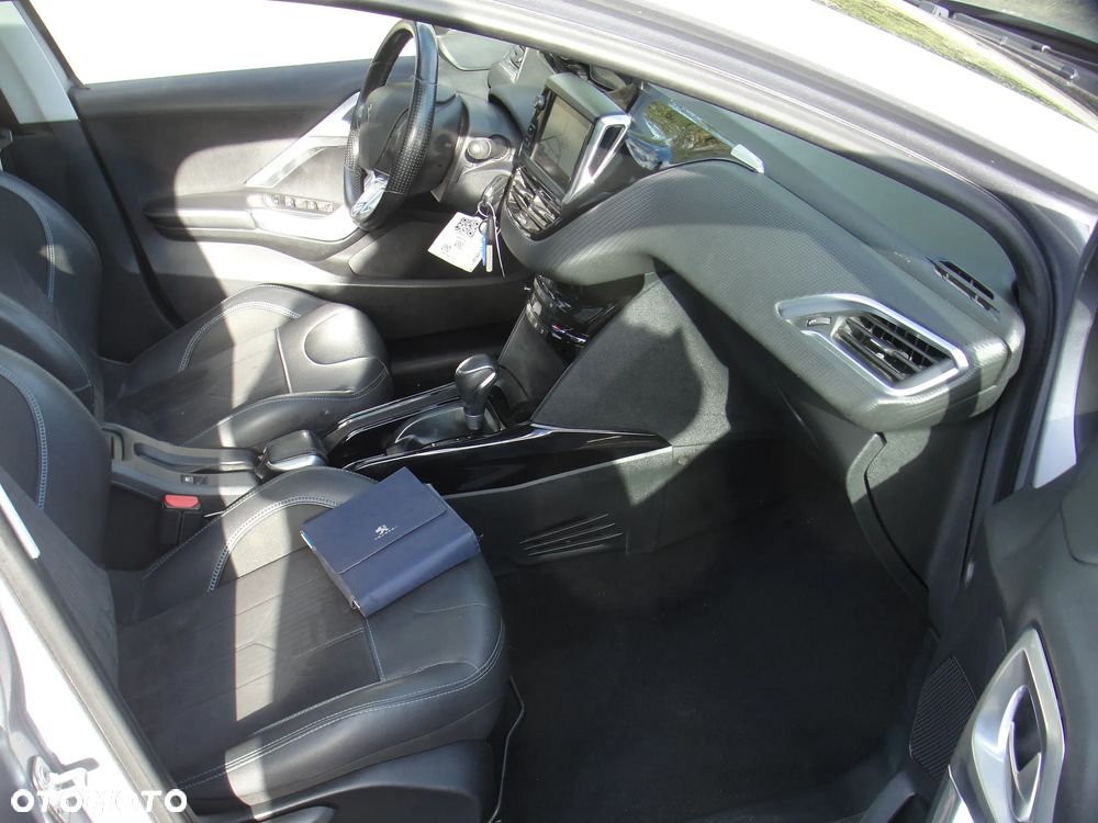 Peugeot 2008 PureTech 110 Stop&Start EAT6 Crossway - 7
