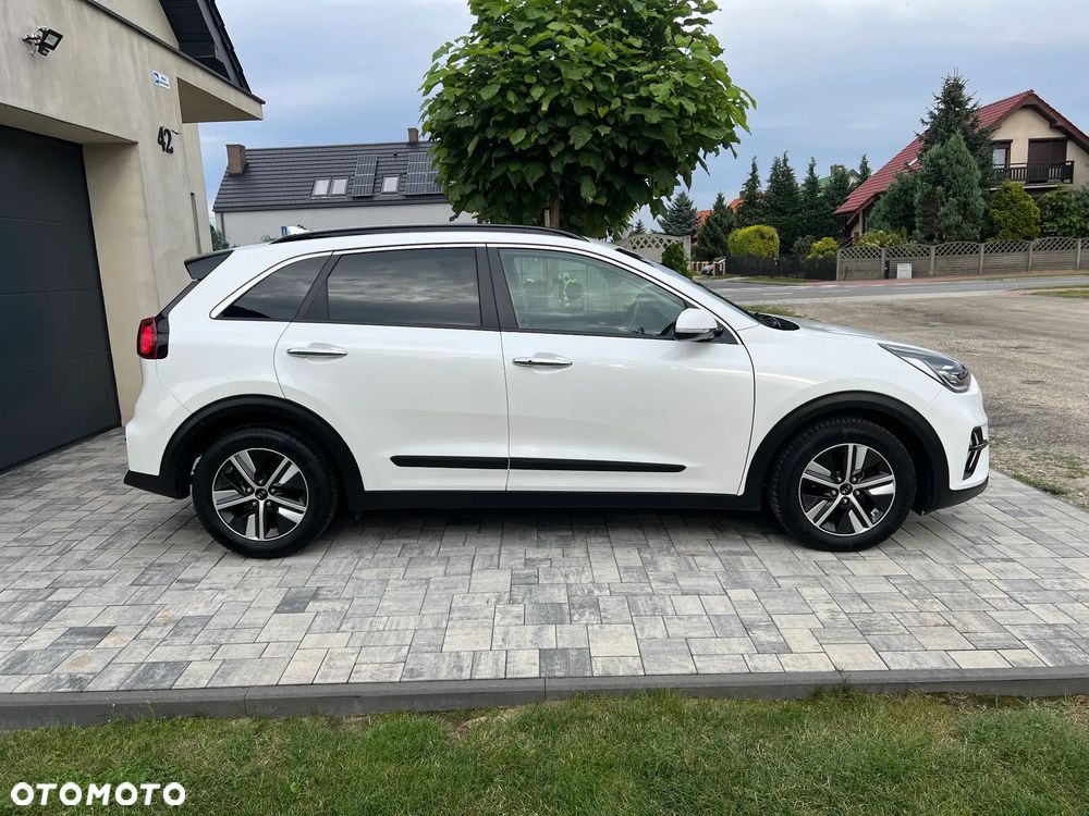 Kia Niro 1.6 GDI Hybrid L Business Line - 4