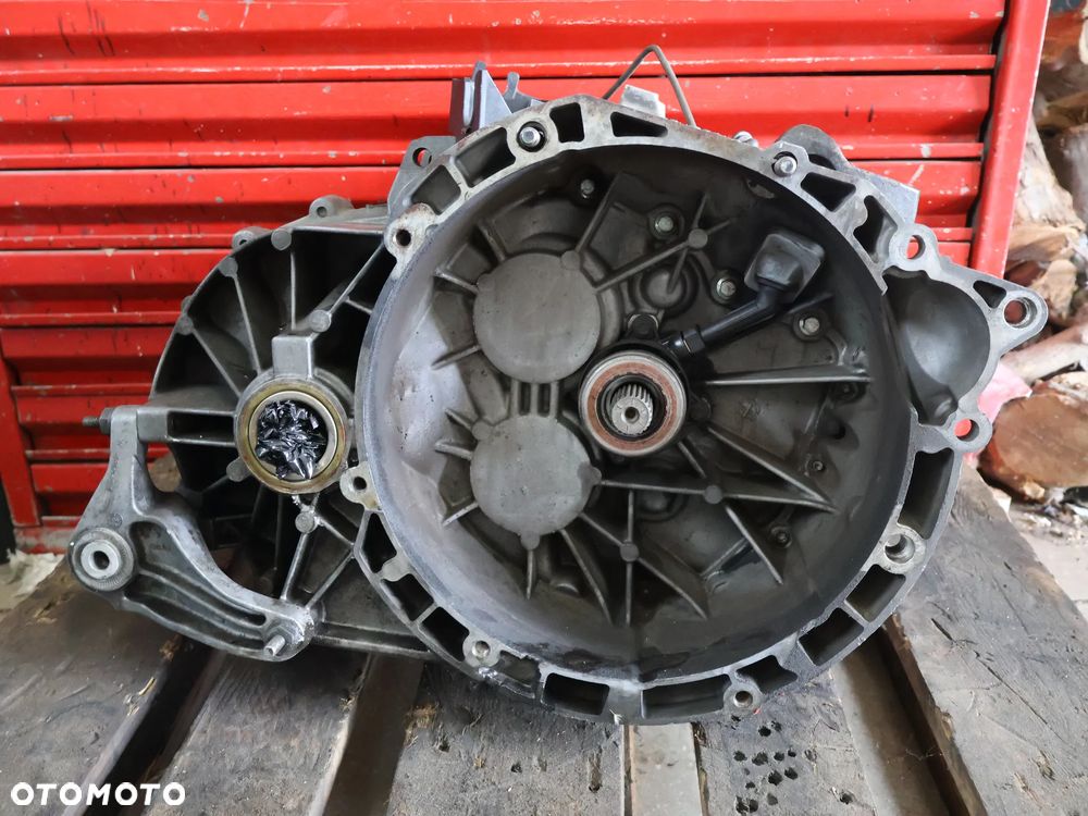 VOLVO V50 C30 S40 II 2.0 136 DIESEL 06-14 SKRZYNIA BIEGÓW ZESTAW DO PRZEKŁADKI PRZEKŁADKA PRZERÓBKA SKRZYNI BIEGÓW AUTOMAT POWERSHIFT NA MANUALNĄ MANUAL KOMPLET EUROPA 6 BIEGÓW SPRZĘGŁO KOŁO DWUMASOWE - 16