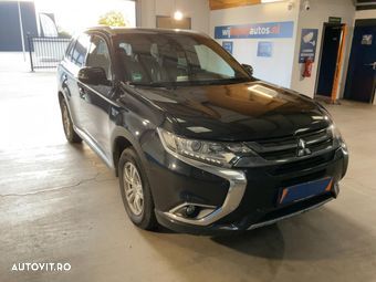 Mitsubishi Outlander 2.0 4WD Plug-In Hybrid Plus - 4