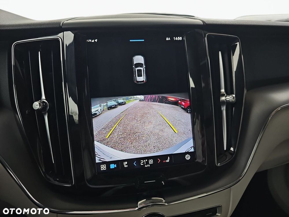 Volvo XC 60 - 25
