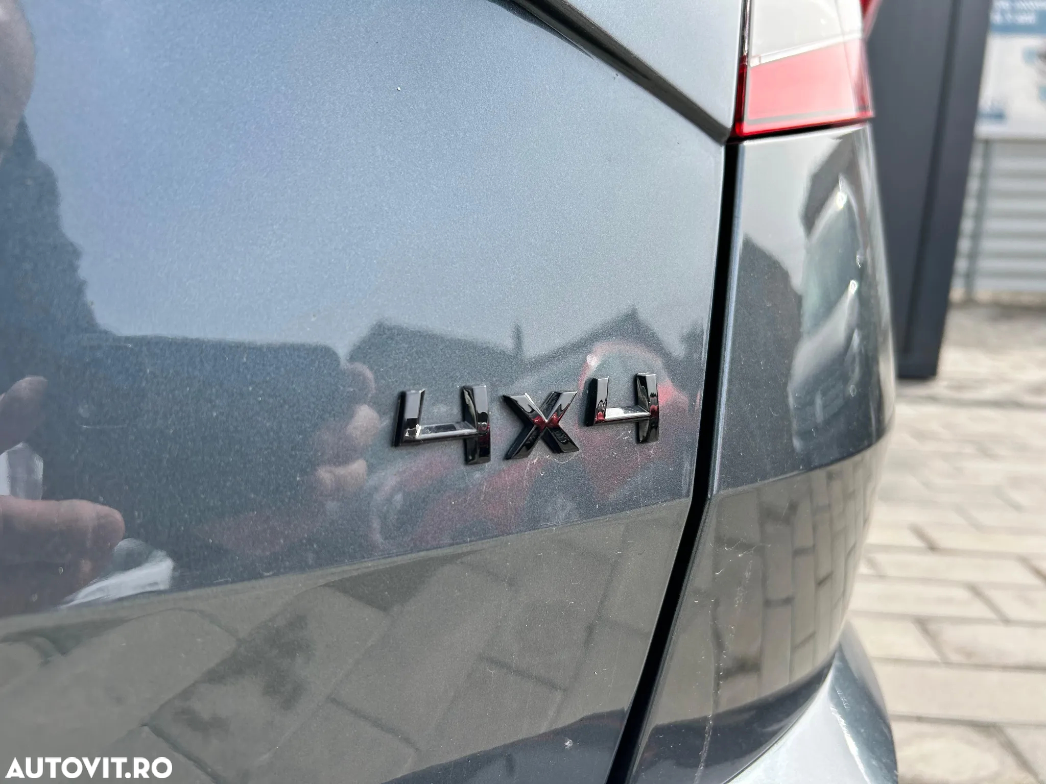 Skoda Karoq 2.0 TDI 4X4 DSG Sportline - 26