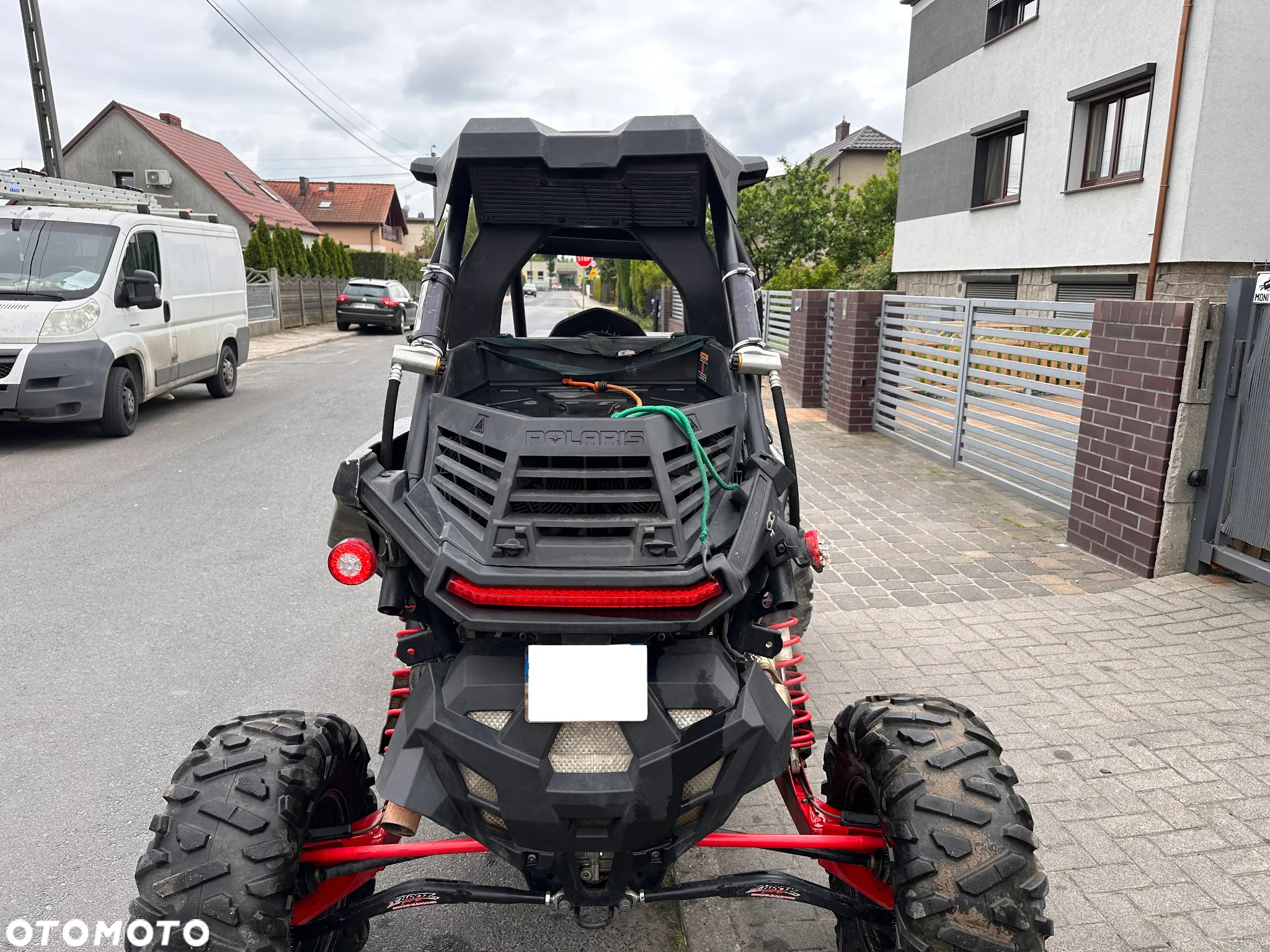 Polaris RZR - 8