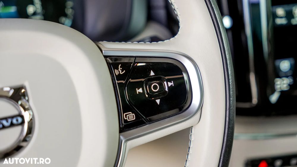 Volvo XC 60 Recharge T6 Twin Engine eAWD Inscription Expression - 18