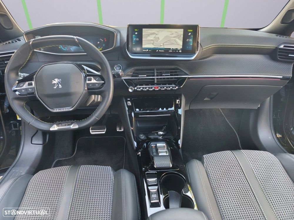 Peugeot e-2008 50 kWh GT - 14