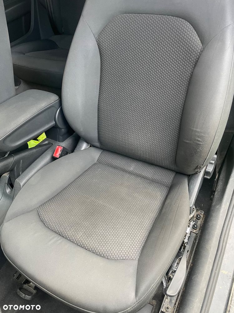 Audi A1 3-drzwiowe 1.6 TDI Ambition - 17