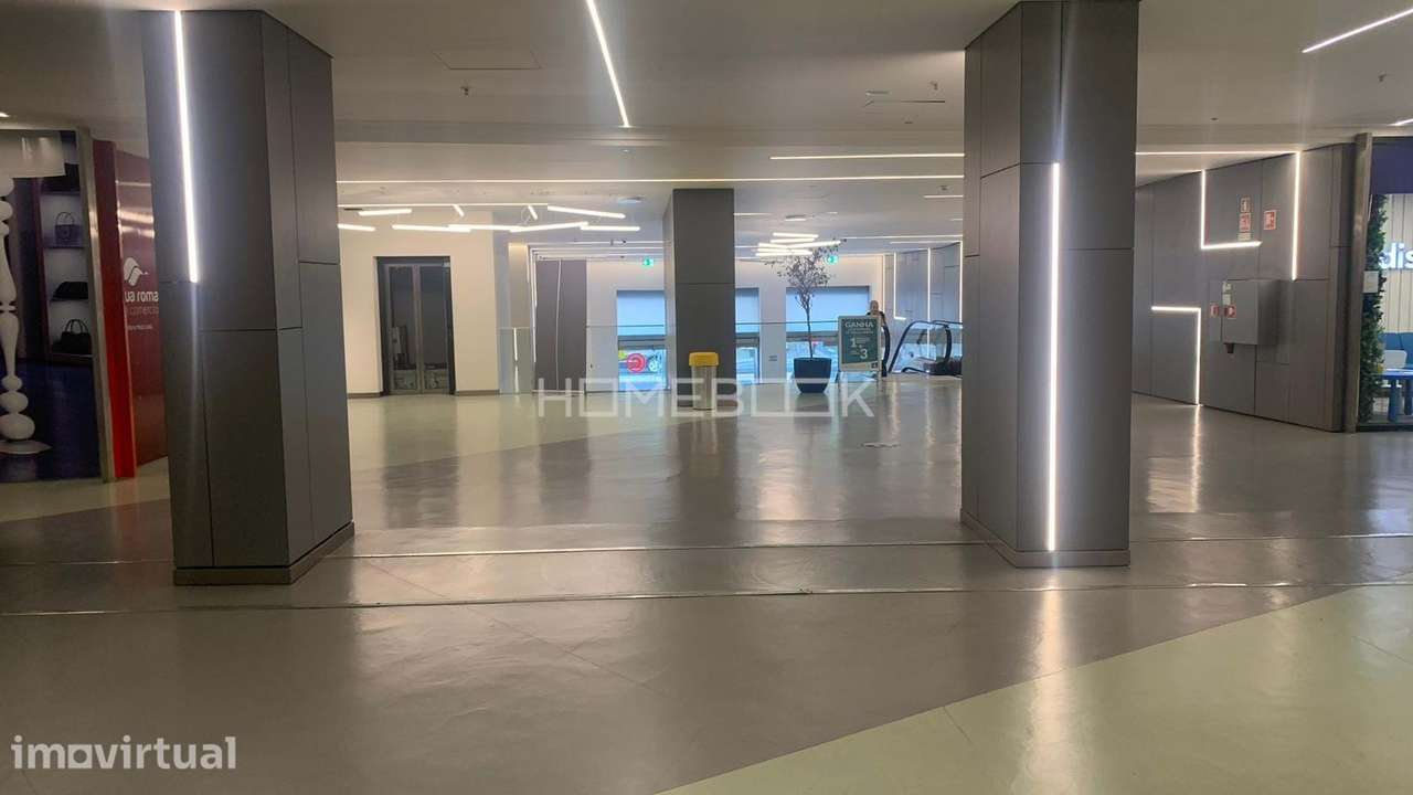 12 LOJA  C.COMERCIAL ACQUA ROMA - AV. DE ROMA - Grande imagem: 2/4