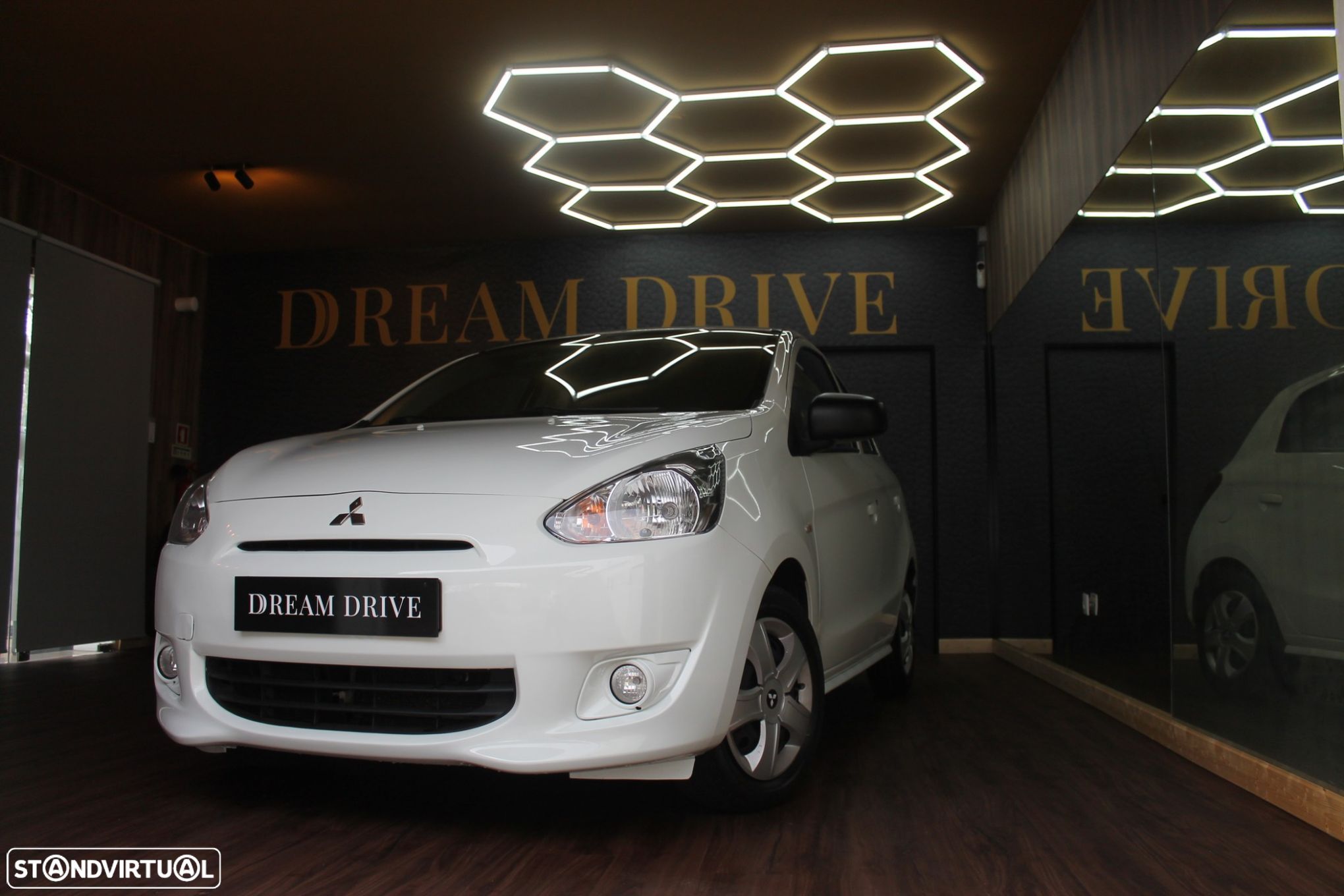 Mitsubishi Space Star 1.0 Diamant Edition - 1