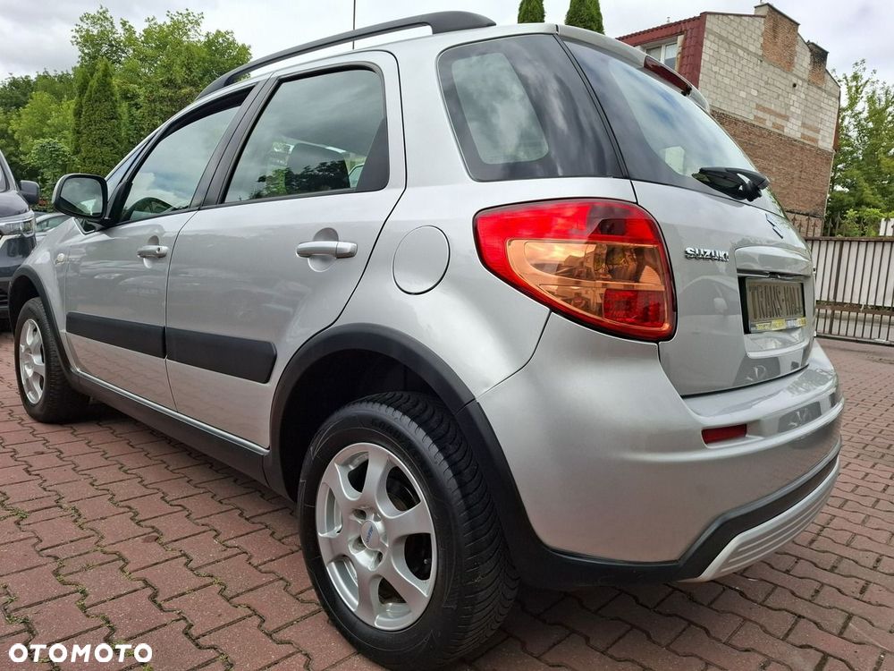 Suzuki SX4 1.6 GS / Premium 4WD - 9
