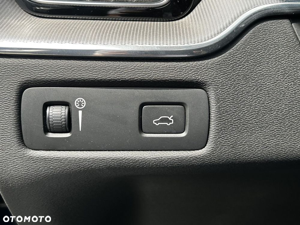 Volvo XC 60 - 22