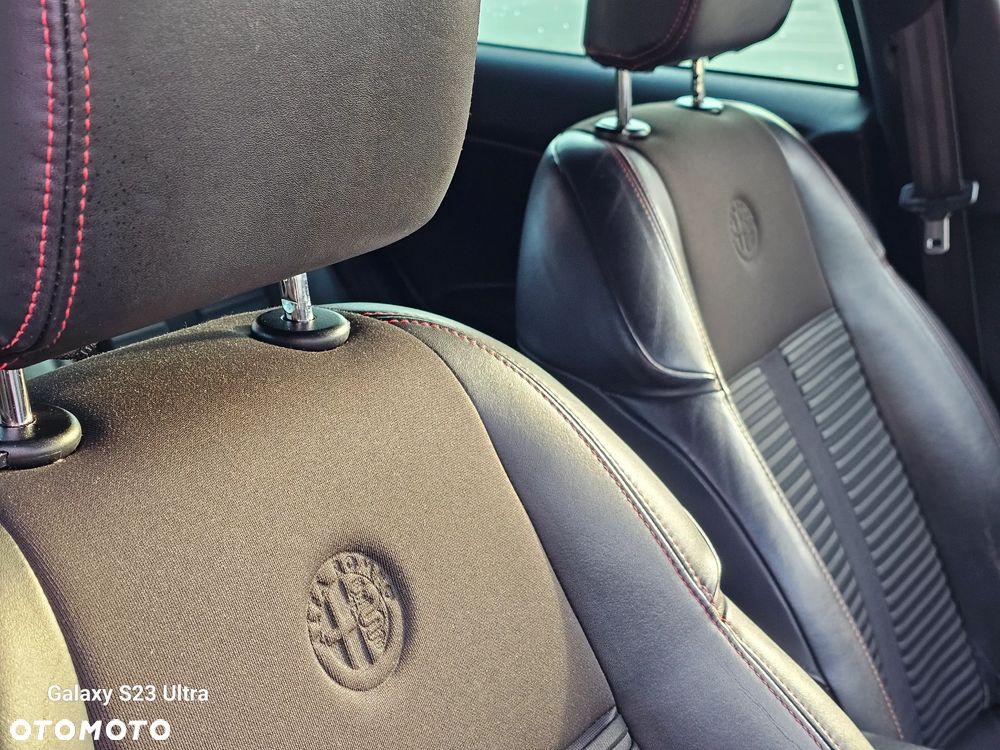 Alfa Romeo Giulietta 1.4 TB MultiAir Distinctive - 16