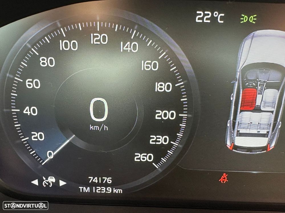 Volvo XC 40 1.5 T5 PHEV Momentum Plus - 15