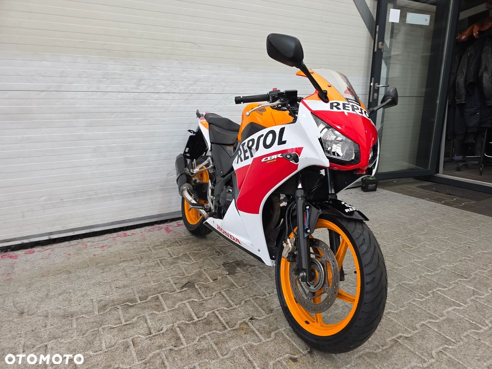 Honda CBR - 3