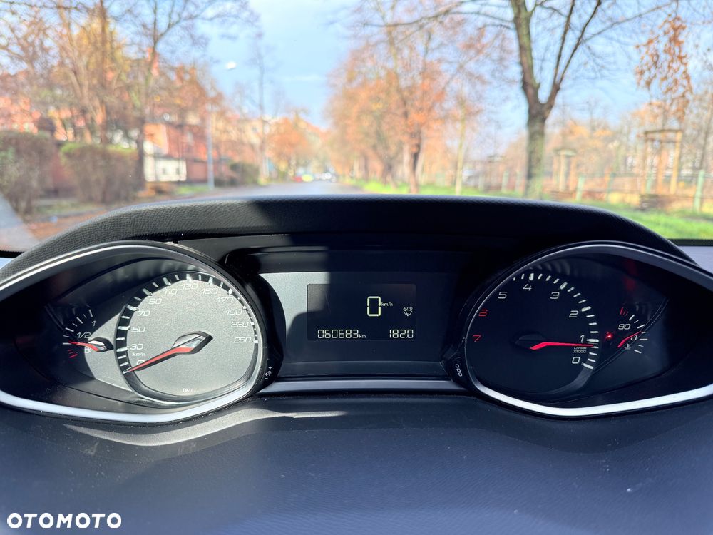 Peugeot 308 PureTech 110 Stop & Start Style - 37