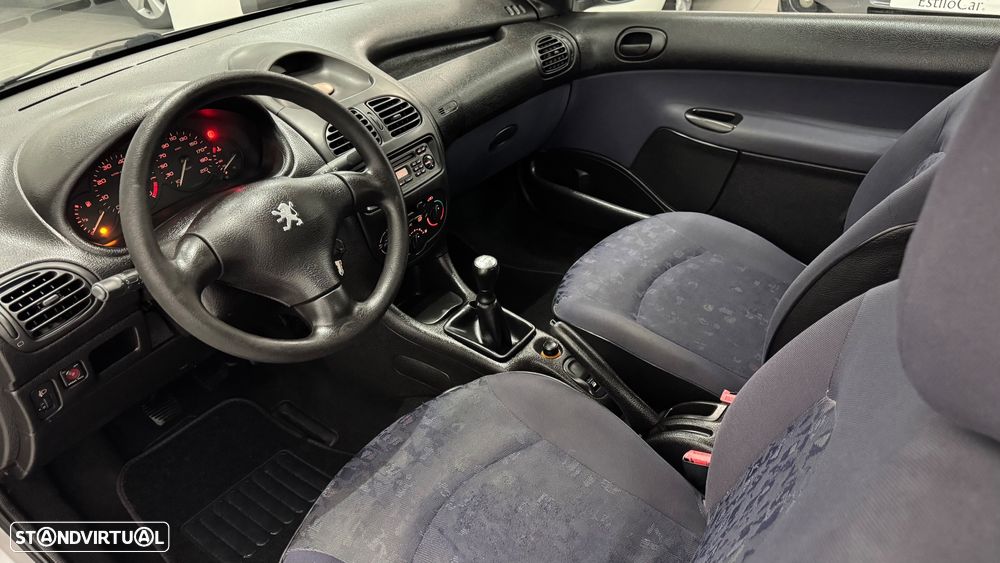 Peugeot 206 1.1 XR - 20