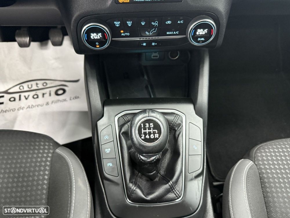 Ford Focus 1.0 EcoBoost MHEV Connected - 23