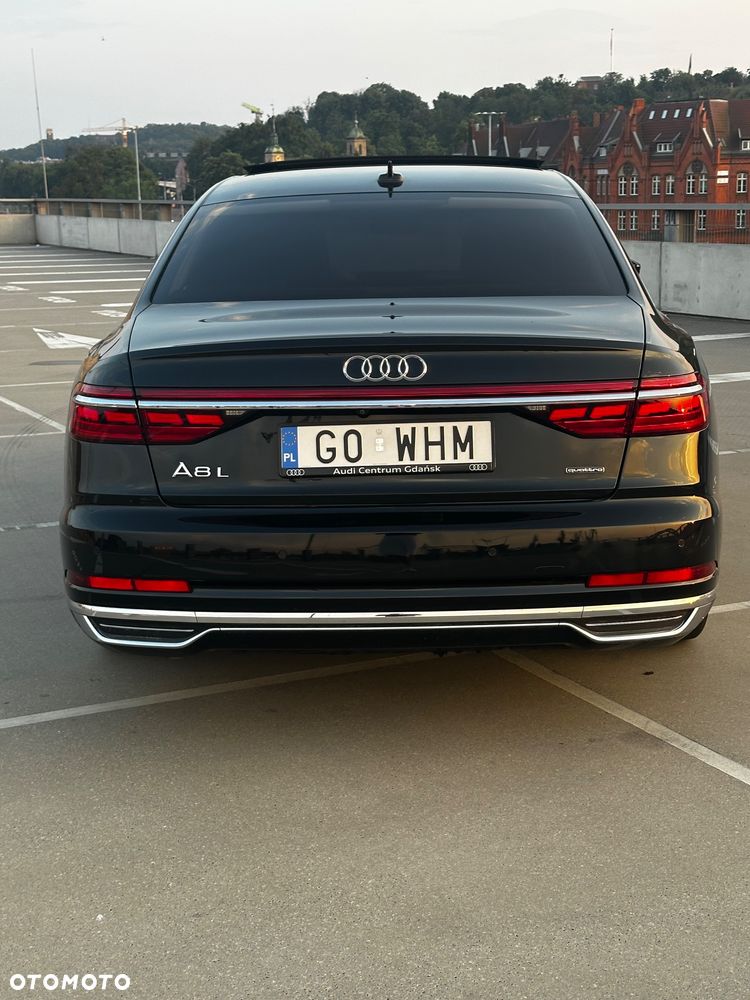 Audi A8 - 7