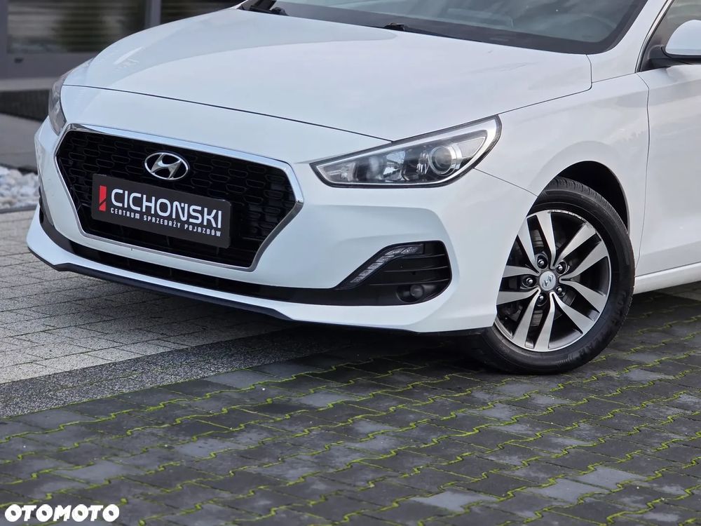 Hyundai i30 1.6 D Comfort - 4