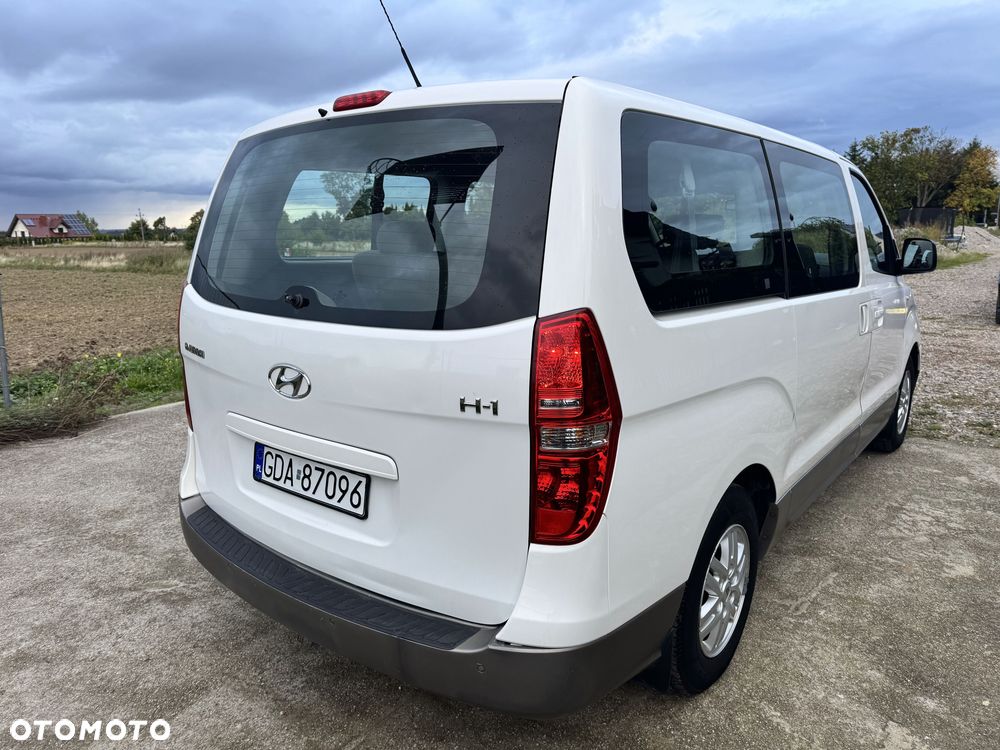 Hyundai H-1 2.5 CRDi Travel Family - 3