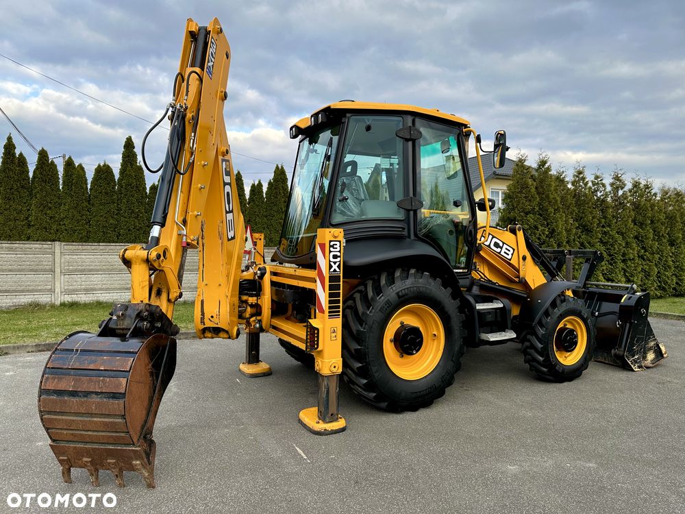 JCB 3CX PLUS AEC 300Mth Salon PL - 4