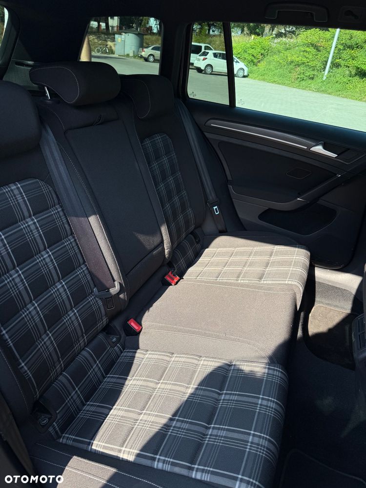 Volkswagen Golf 2.0 TDI BMT GTD DSG - 7
