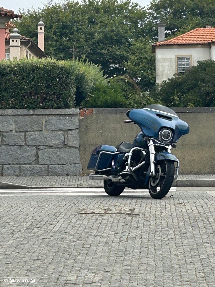 Harley-Davidson Street FLHX Street Glide - 6