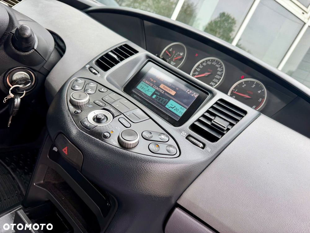 Nissan Primera - 6