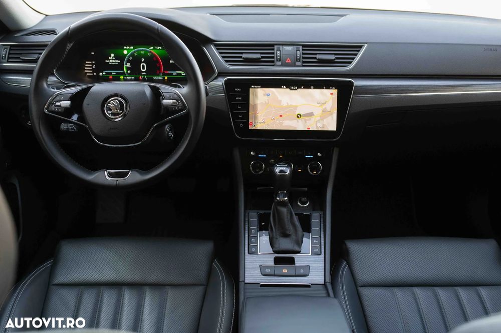 Skoda Superb 2.0 TDI 4X4 DSG Style - 36