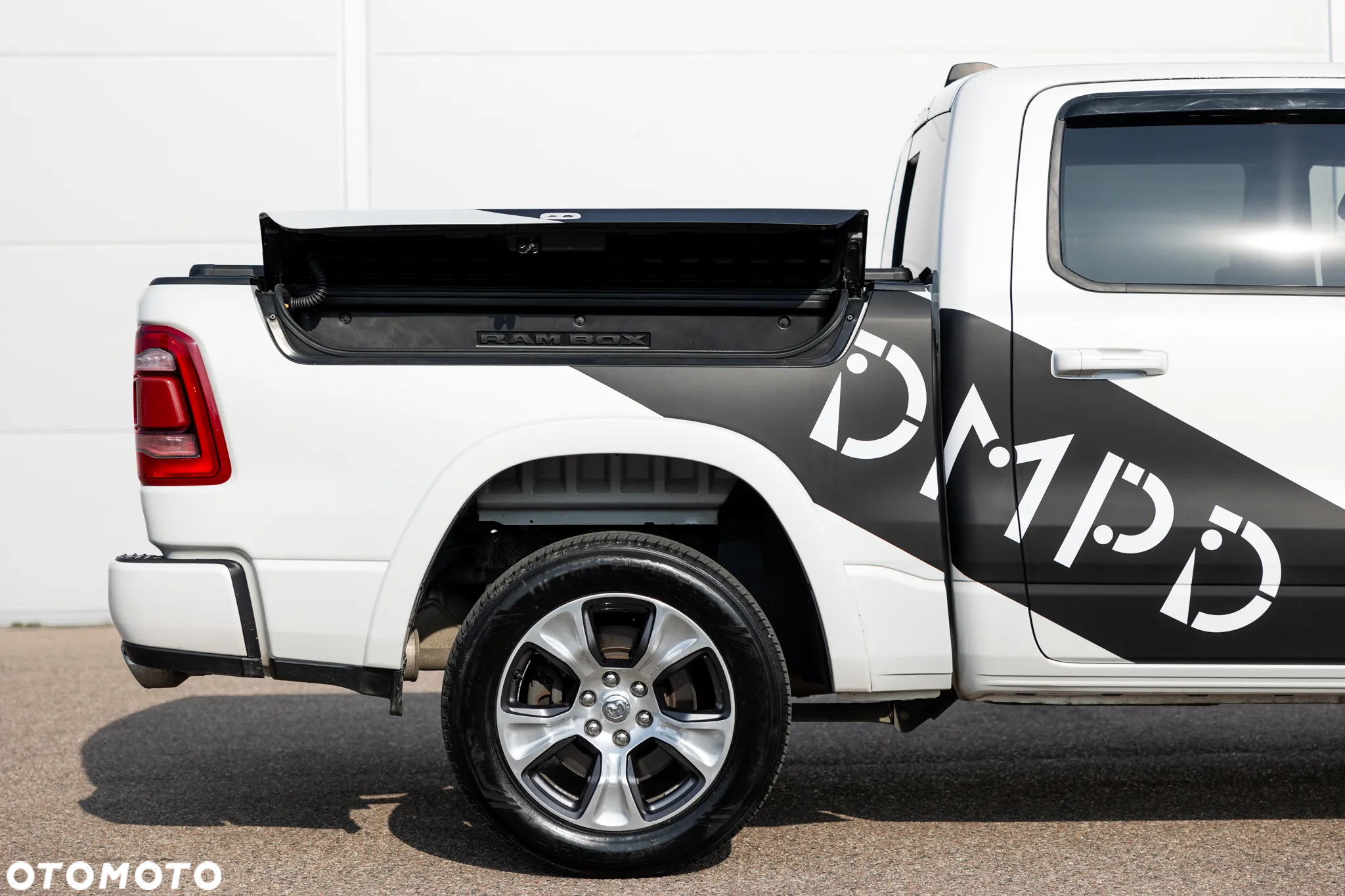 RAM 1500 5.7 Crew Cab Laramie - 10