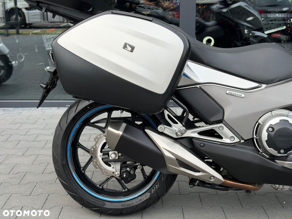 Honda NC - 6