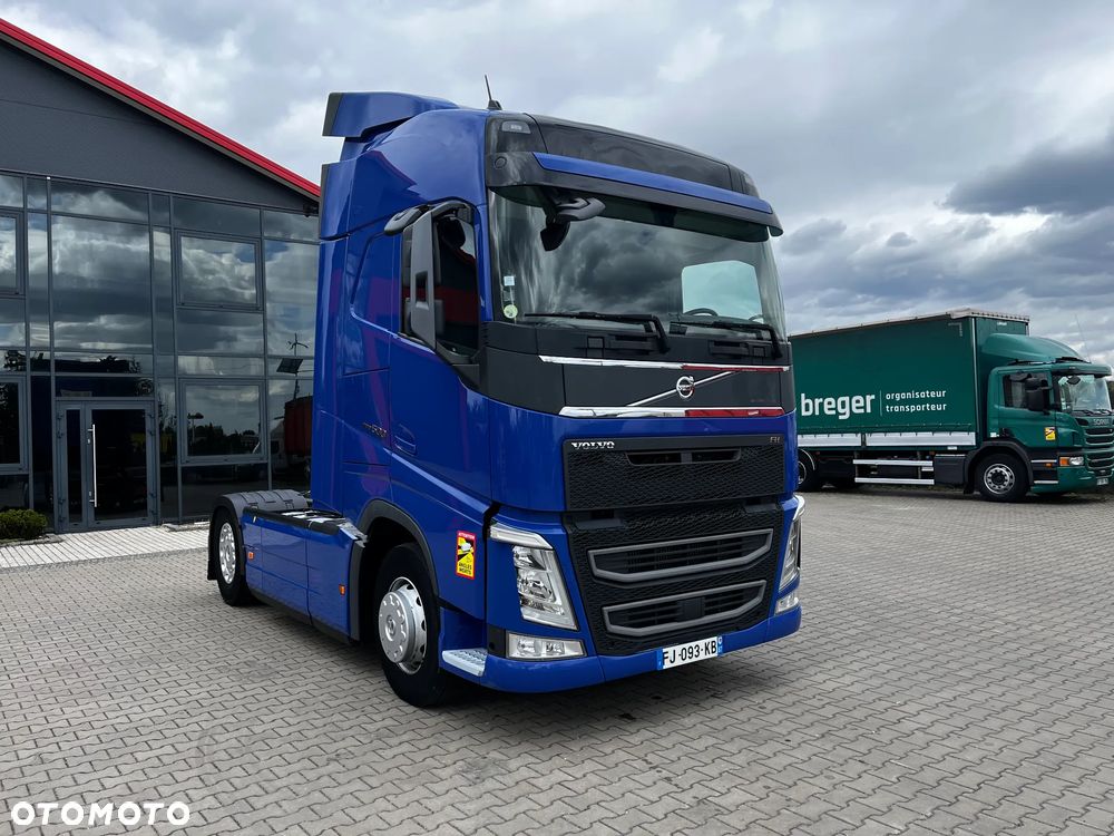 Volvo FH 500 EURO 6 / SPROWADZONY/ SERWISOWANY/KLIMA POSTOJOWA/DWA ZBIORNIKI - 2