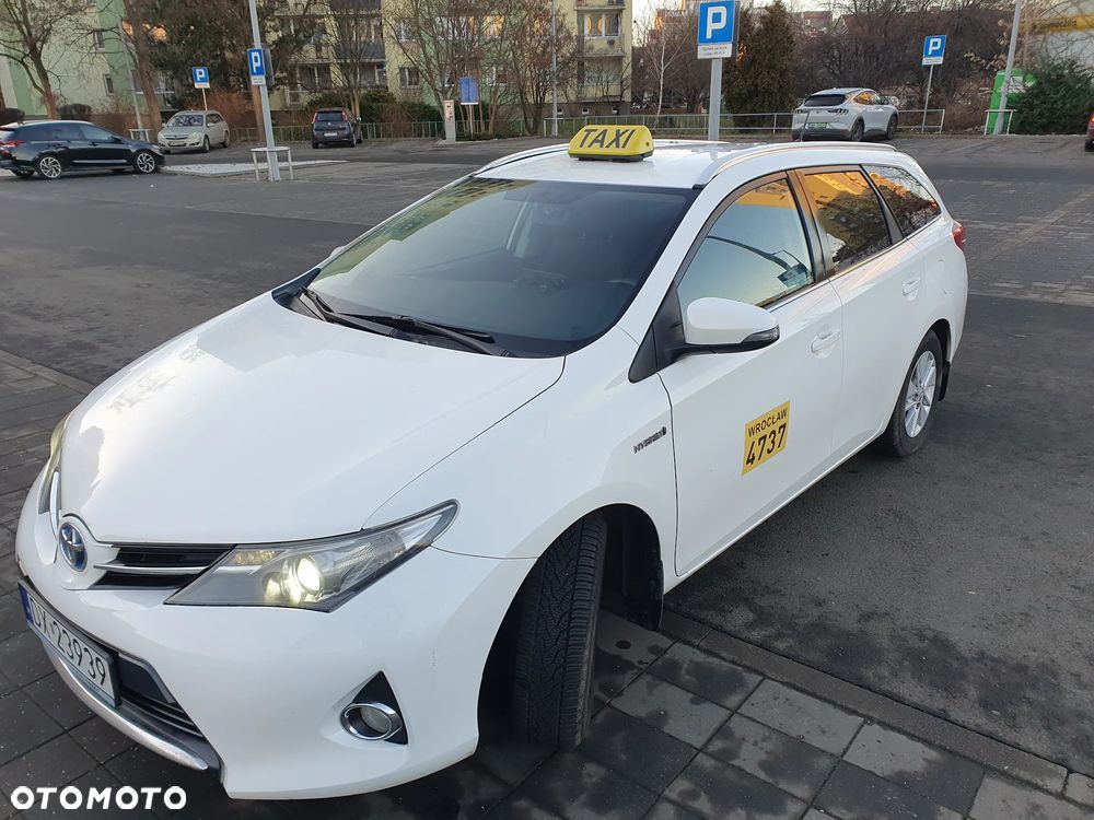Toyota Auris 1.8 HSD Sol - 13
