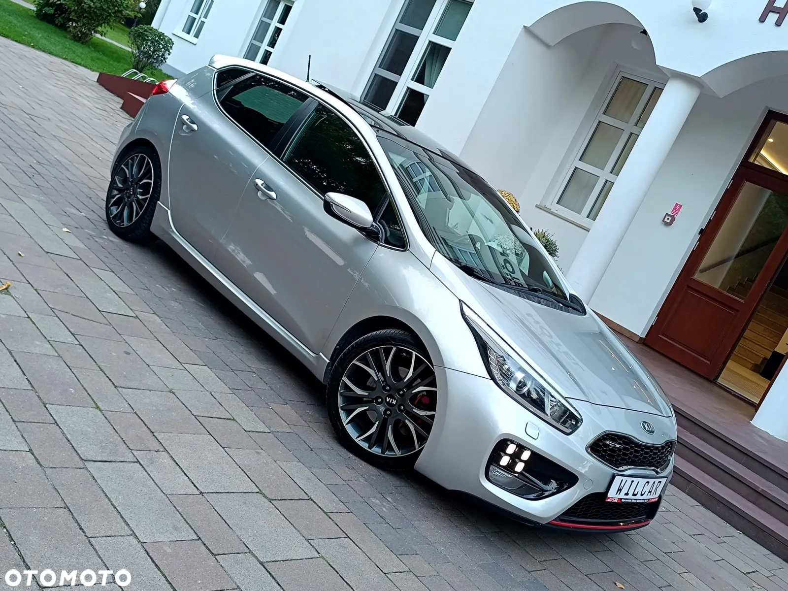 Kia Ceed Cee'd 1.6 T-GDI GT XL - 10