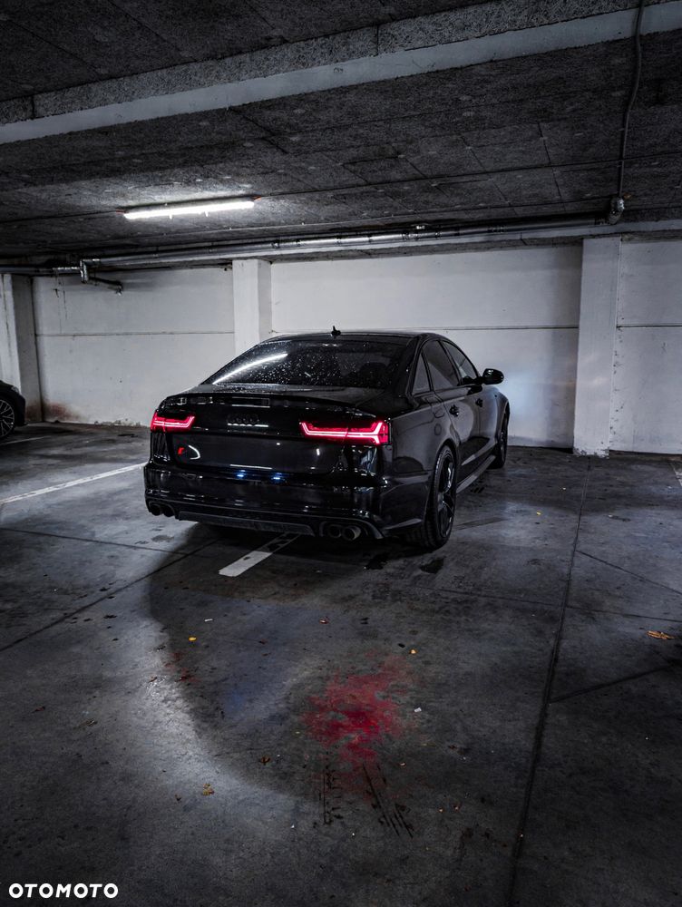 Audi S6 Limousine - 13