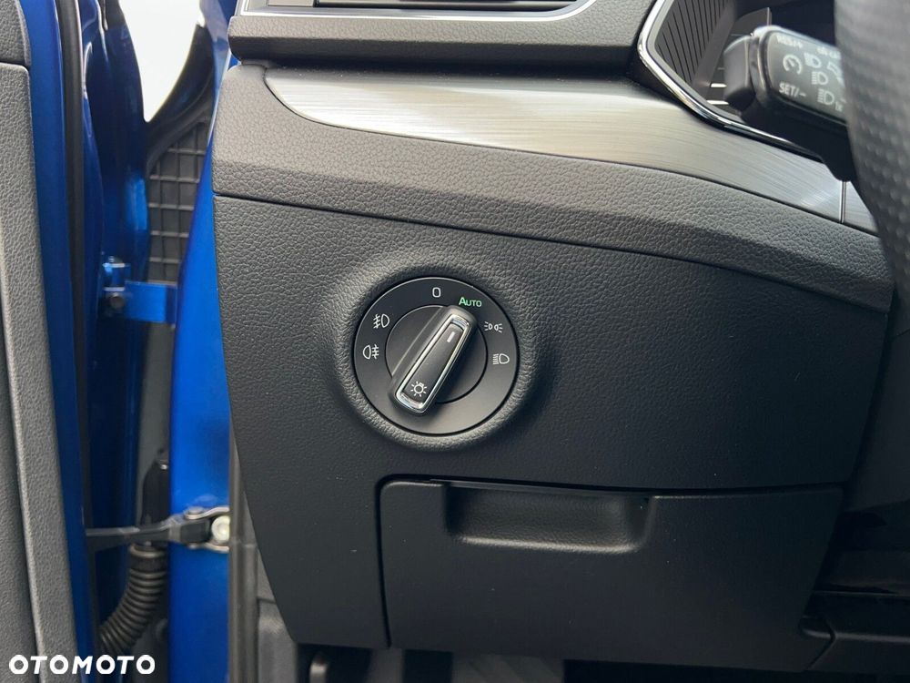 Skoda Superb 2.0 TDI SCR Style DSG - 22