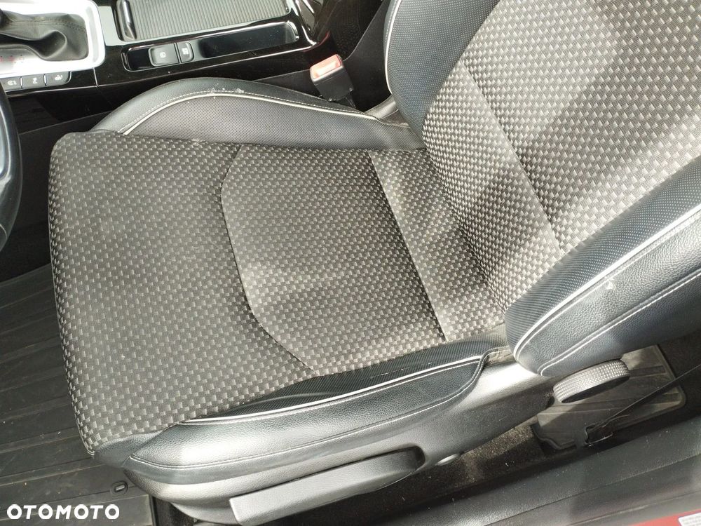 Kia XCeed 1.6 T-GDI L Business Line DCT - 13