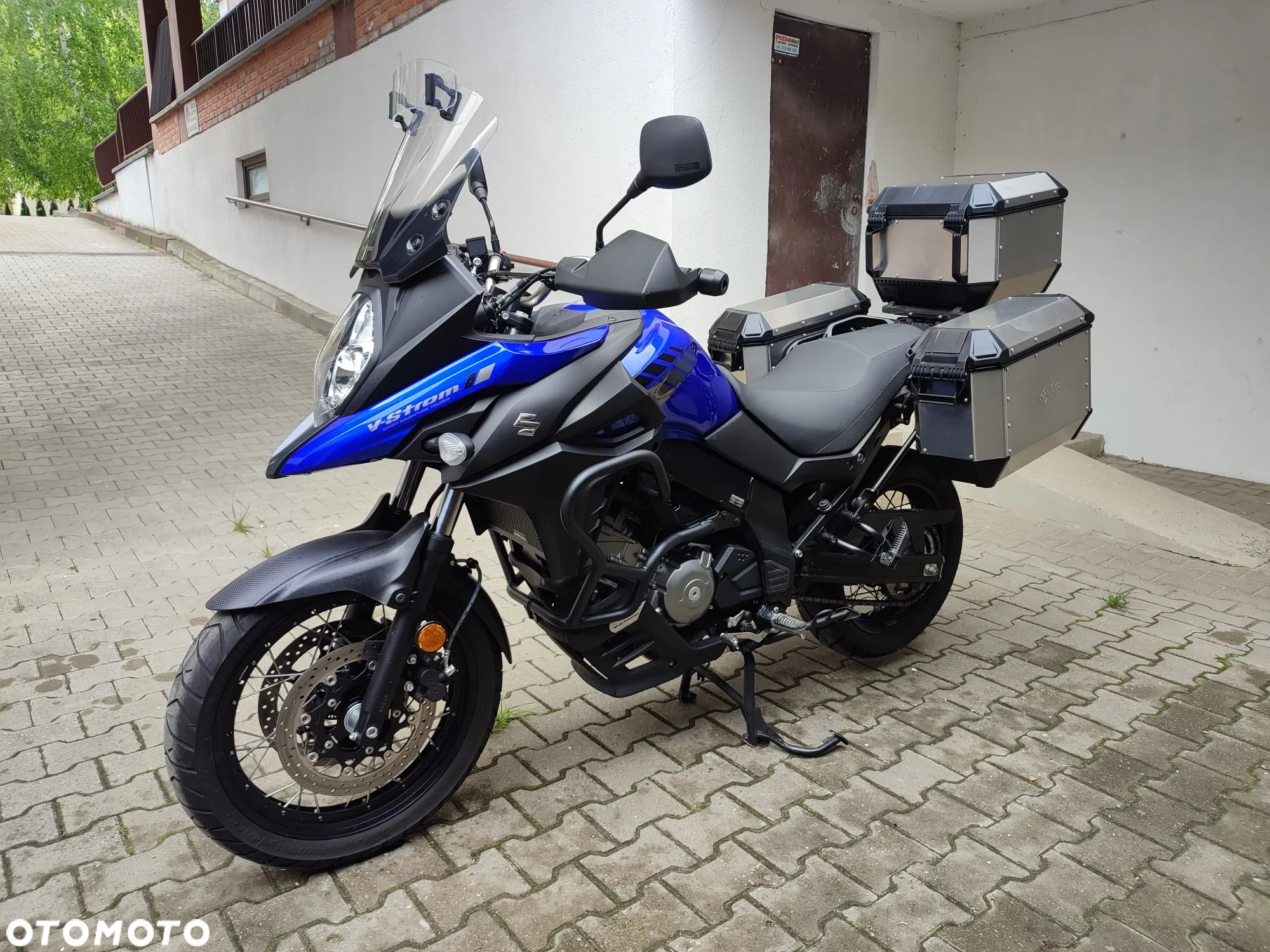 Suzuki DL - 5