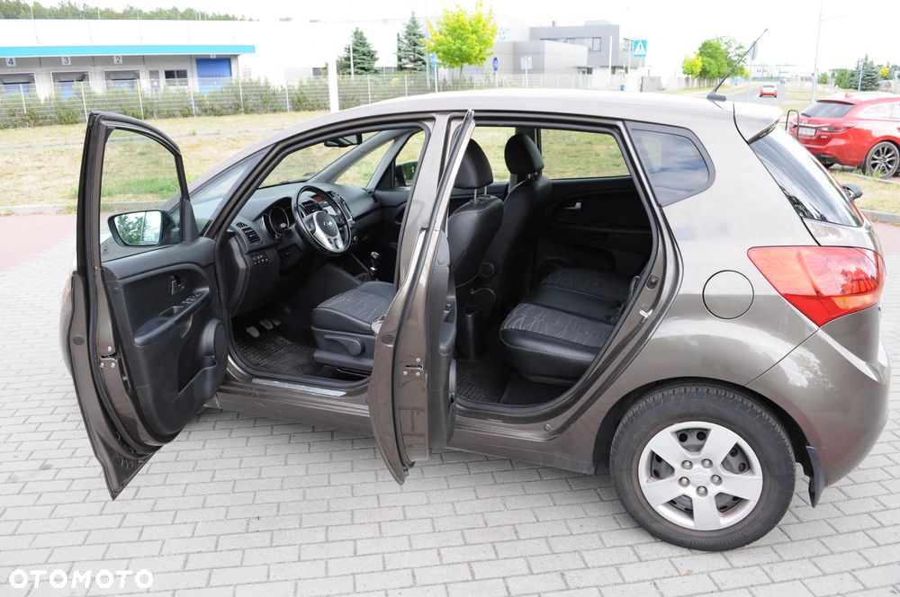 Kia Venga - 2