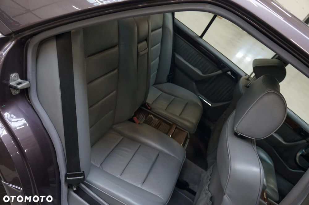 Mercedes-Benz W124 (1984-1993) - 36