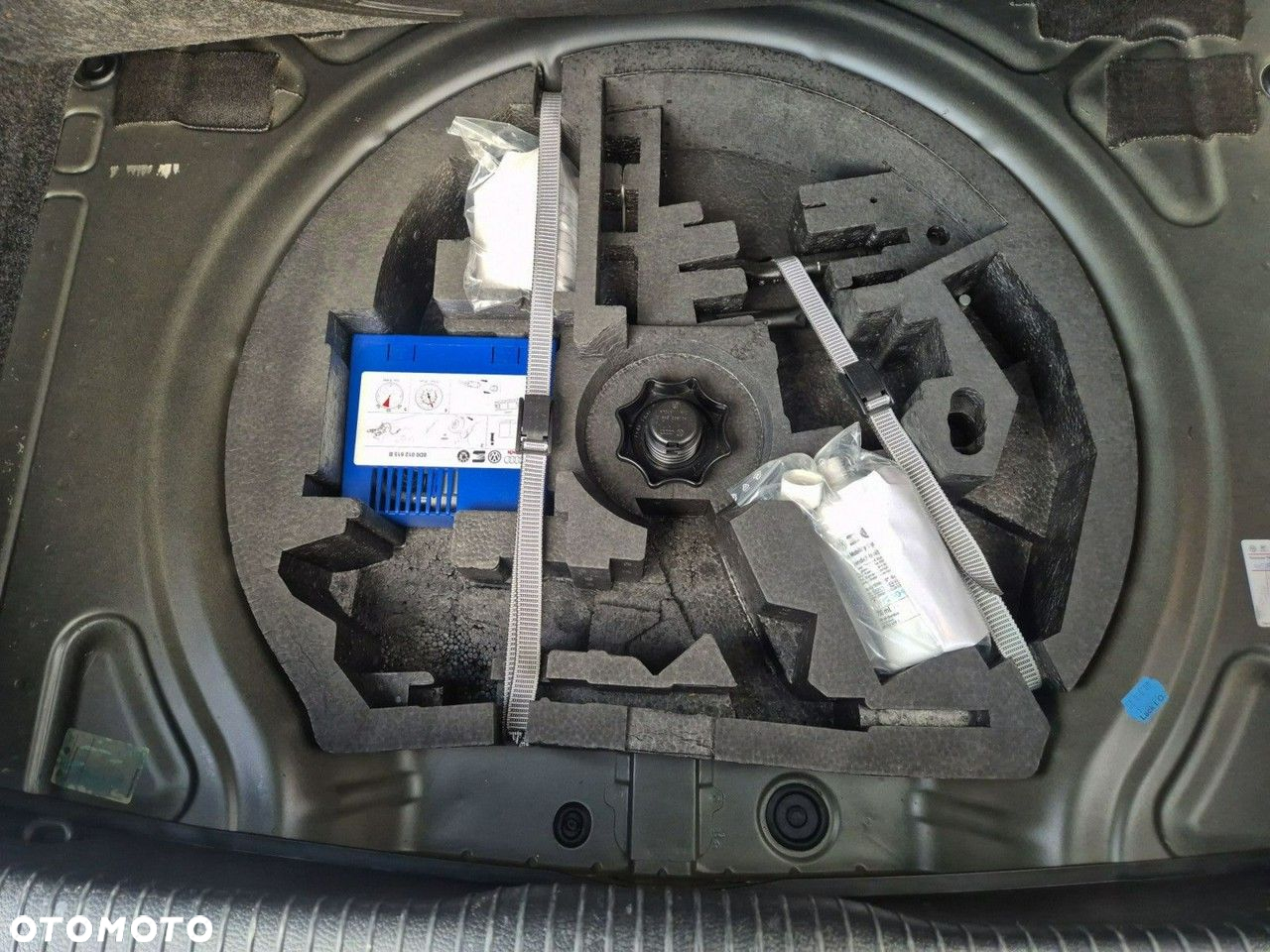 Volkswagen Golf - 6