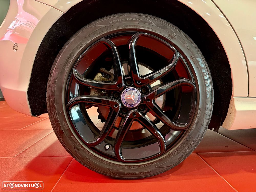 Mercedes-Benz A 180 CDI (BlueEFFICIENCY) Urban - 13