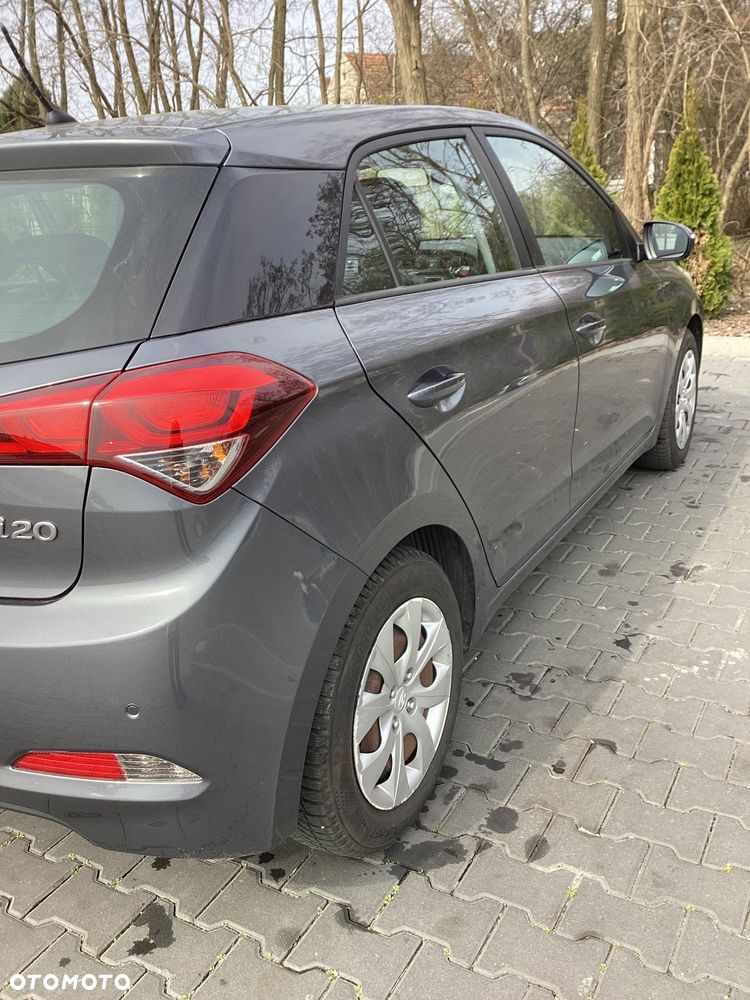 Hyundai i20 - 11