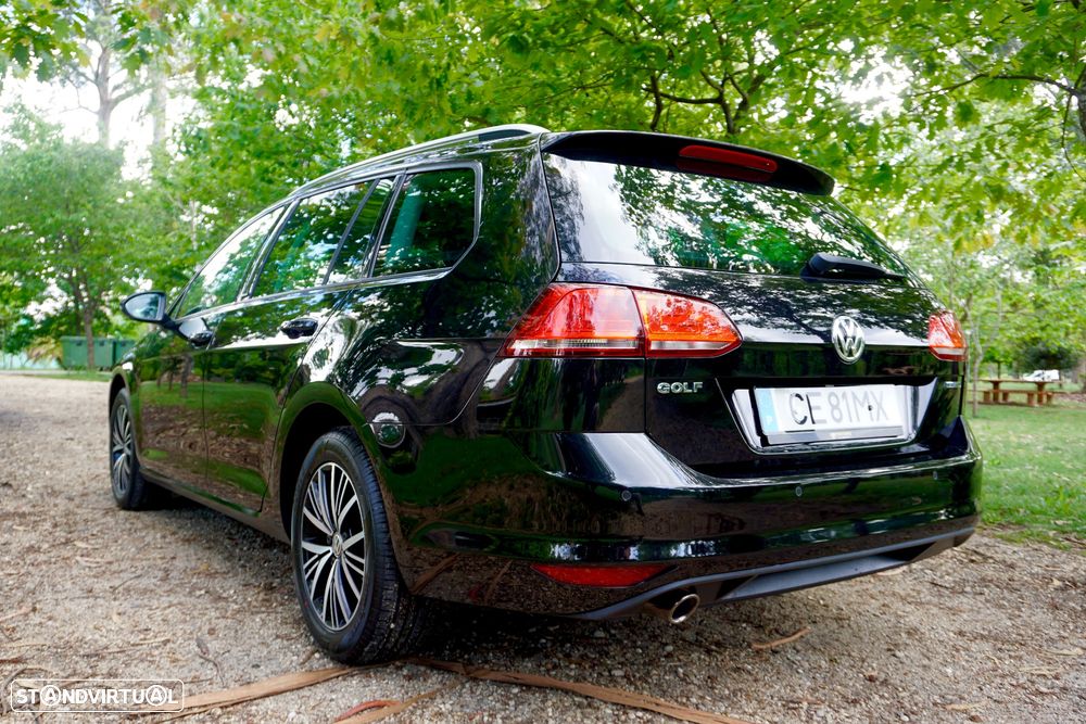 VW Golf Variant 1.6 TDi DPF Highline - 6
