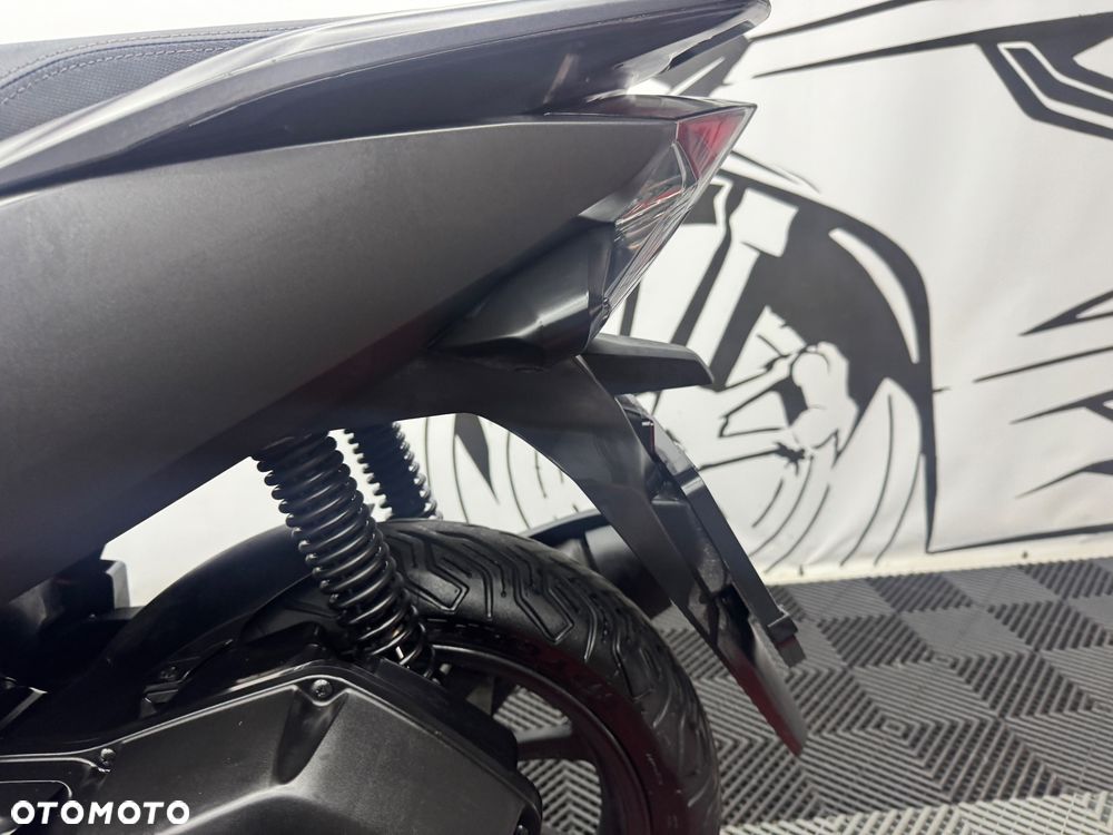 Honda PCX - 15